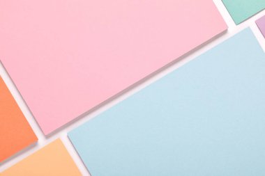 renkli kağıt doku minimalizm arka plan. geometrik şekiller ve çizgiler