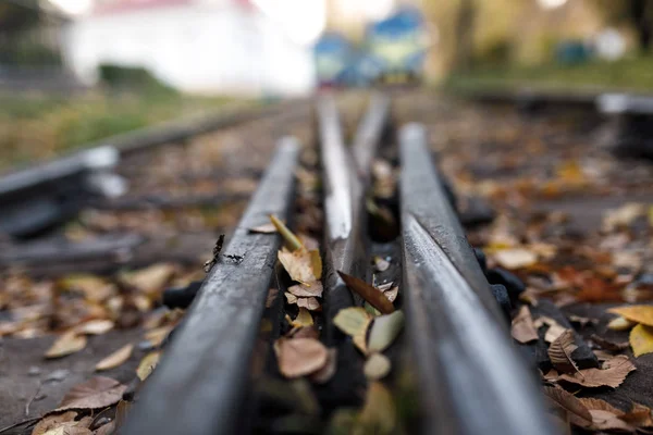 Dwie szyny są zawarte w tych samych szyn. — Zdjęcie stockowe