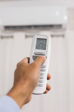El uzaktan kumanda Klima tutar