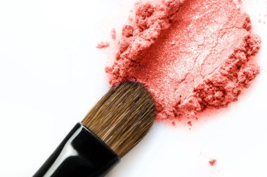 Mercan göz farı ve beyaz arka plan üzerinde izole fırça kırık