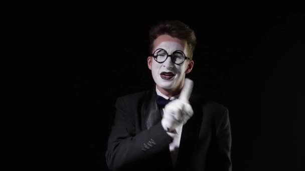 Mime zeigt Geste sehen nichts hören nichts sagen nichts — Stockvideo