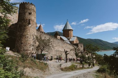 Georgia 'da Ananuri Kilisesi ve Kalesi