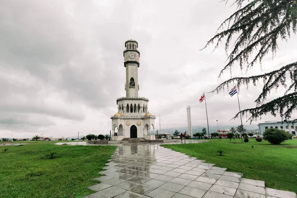 BATUMI, GEORGIA - 10 de septiembre de 2018: Torre Chacha durante el día en Batumi, Georgia — Foto de Stock