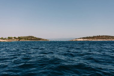 Yunanistan'da deniz tarafından güzel sahne