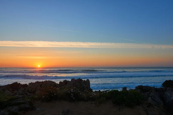 Atemberaubender Sonnenuntergang Warmen Farben Strand Von Liencres Cantrabria Spanien — Stockfoto