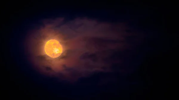 Światło Księżyca Nocnym Ogniu — Zdjęcie stockowe