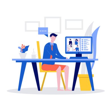 İnternetteki toplantı ve iş için evden işe giderken video konferansı. Resmi tişörtlü ve şortlu erkek ofis çalışanları bilgisayarda video görüşmesi yapıyorlar..