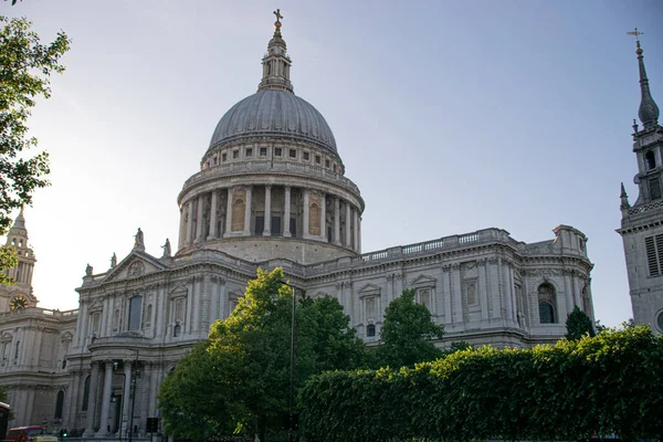 ปภาพของโบสถ เซนต พอลส ในลอนดอน — ภาพถ่ายสต็อก