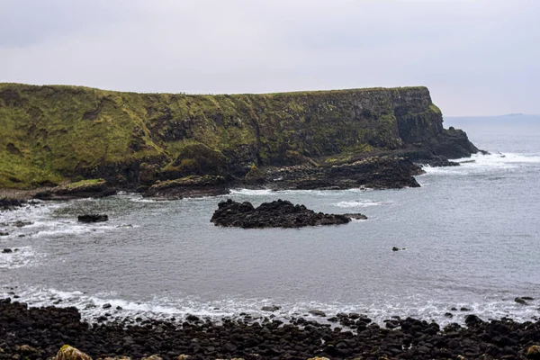 Kışın Belfast Kumsalın Giants Causeway Bulutlu Bir Günün Fotoğrafı — Stok fotoğraf