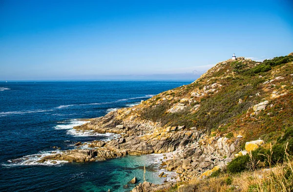 Foto Alcune Rocce Faro Galizia Spagna Durante Vacanze Estive Oceano — Foto Stock