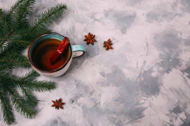 Tarçınlı sıcak kış çayı, yıldız anason. 