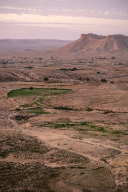 Tunisia 'daki djebel dahar, Chenini, douiret, germasa