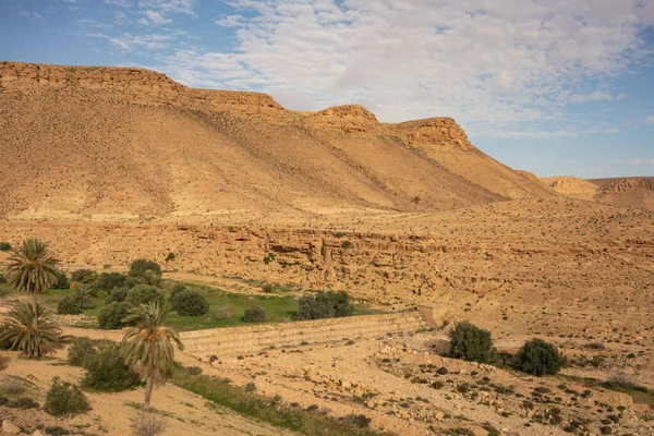 Djebel Dahar Tunisiassa Chenini Douiret Germassa — kuvapankkivalokuva