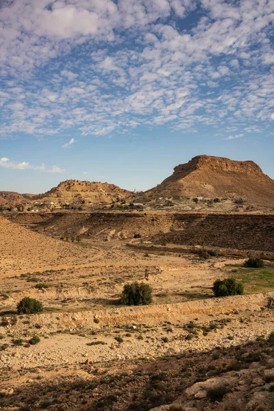 Tunisia 'daki djebel dahar, Chenini, douiret, germasa