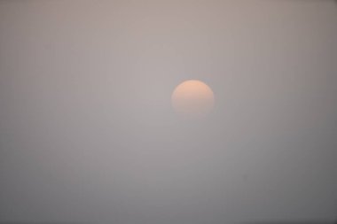 Sahra Çölü 'ndeki güzel kum tepeleri. Tunus, Douz yakınlarında.