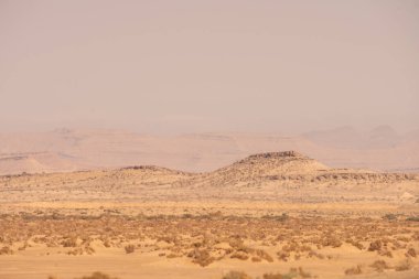 Tunus 'taki tuz gölü çölünün bir parçası, chott el jerid