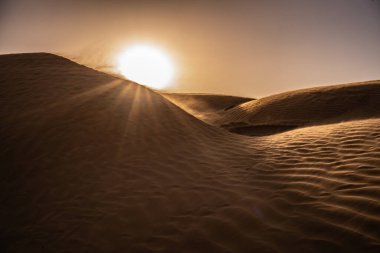 Tunus 'a hoş geldiniz: Ksar ghilane ve Sahra Çölü 
