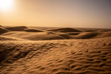 Tunus 'a hoş geldiniz: Ksar ghilane ve Sahra Çölü 