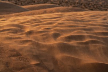 Tunus 'a hoş geldiniz: Ksar ghilane ve Sahra Çölü 