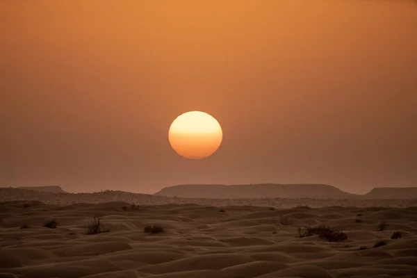 Güney Tunus 'a hoş geldiniz: Çar ghilane ve Sahra Çölü' nün başlangıcı