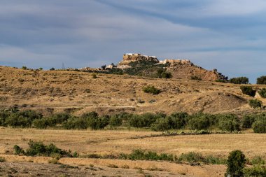 TAKROUNA 'NIN BERBER KÖLÜ