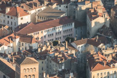 Tepeden grenoble görünümü ve ayrıntıları.