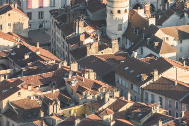 Tepeden grenoble görünümü ve ayrıntıları.