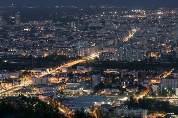 从山上俯瞰妖怪的夜景 — 图库照片