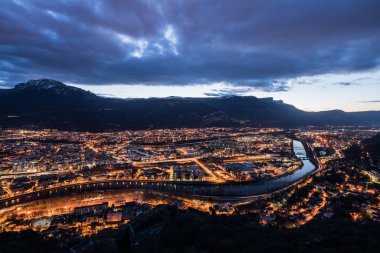 Bastille 'den Grenoble' un Nightscape 'i