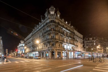 Grenoble 'da gece tramvay