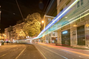 Grenoble 'da gece tramvay