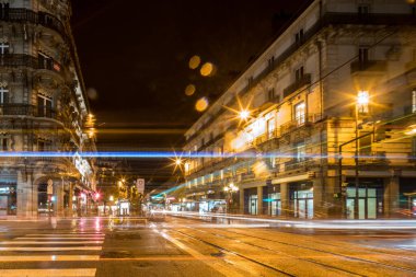 Grenoble 'ın gece görüntüsü