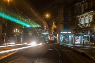 Grenoble 'ın gece görüntüsü