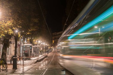 Grenoble 'ın gece görüntüsü