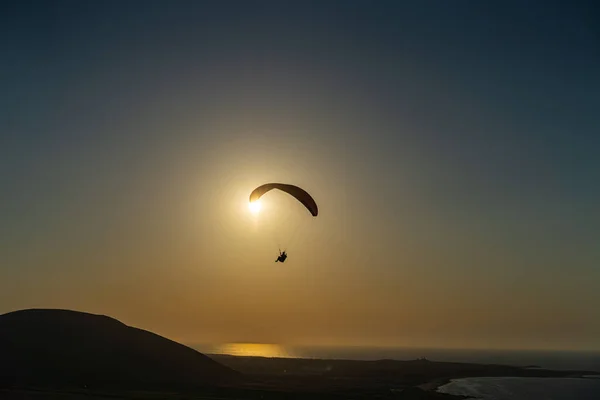 Kuzey Tunisia Günbatımı Paragliding Kaptan Angela — Stok fotoğraf