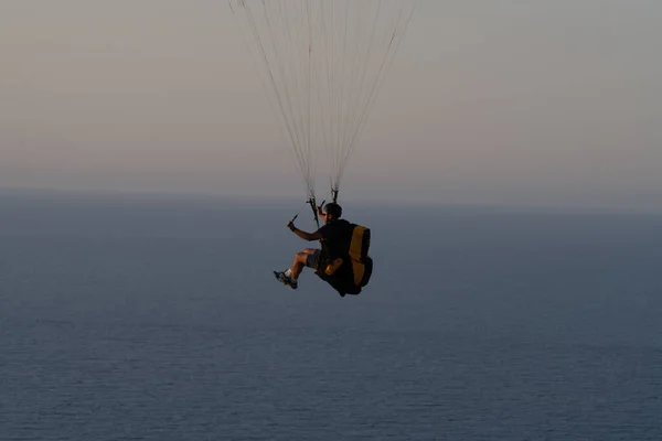 Gleitschirmfliegen Tunisien Cap Angela — Stockfoto