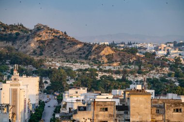  Tunus 'un kuş bakışı manzarası başkenti ve Tunus' un en büyük şehridir.