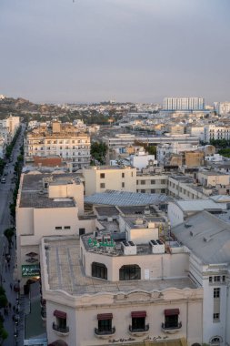  Tunus 'un kuş bakışı manzarası başkenti ve Tunus' un en büyük şehridir.