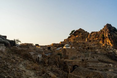 Terk Edilmiş Berber Köyü, Zriba Olya, Tunus