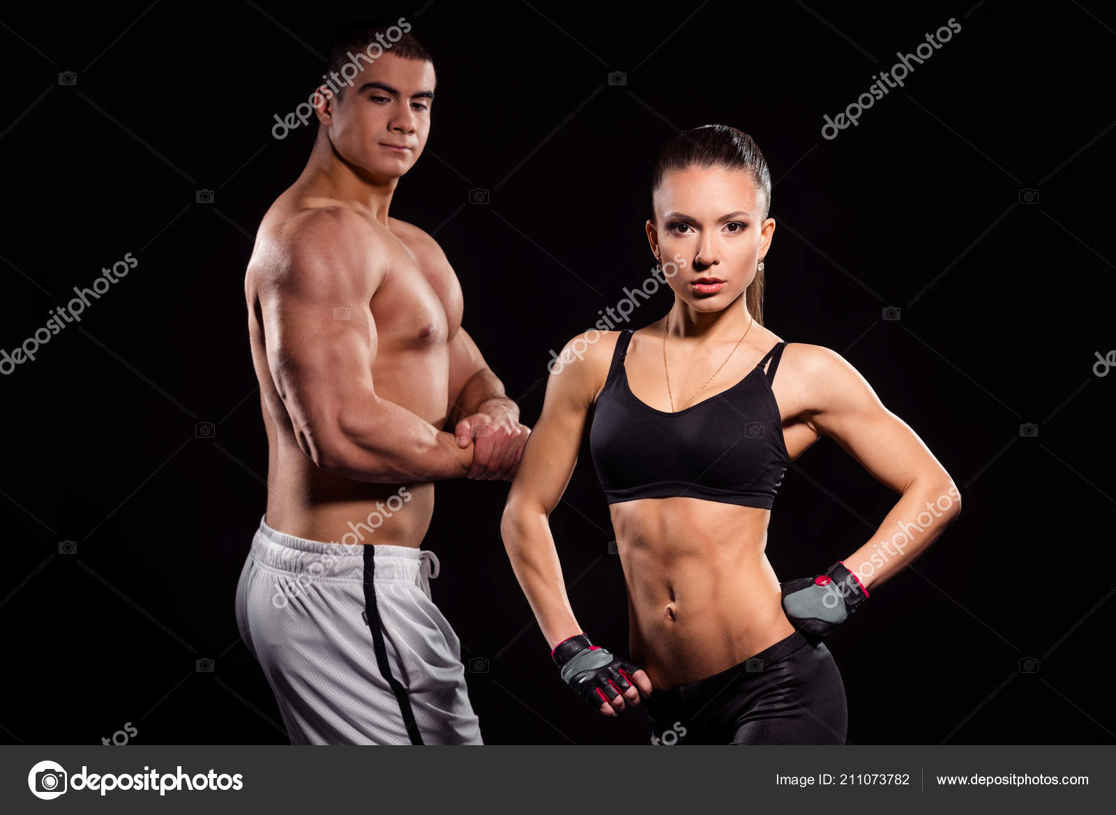 nahé ženské fitness model