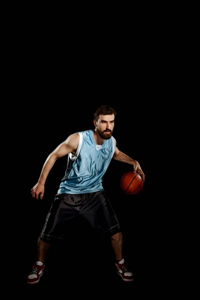 Pemain basket menangani bola — Stok Foto
