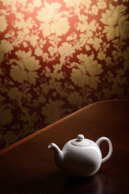 Çay için seramik beyaz pot