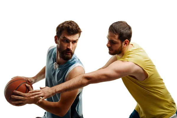 Jugadores de baloncesto profesionales en blanco —  Fotos de Stock