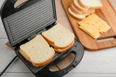 Panini basında ham sandviç