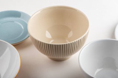 Bej karıştırma kabı yivli