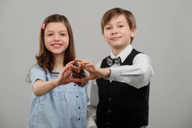 Küçük Kız ve Oğlan