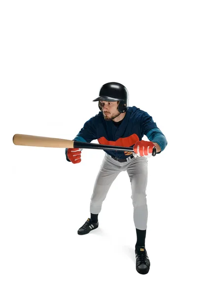 Baseballspieler vor einem Ball — Stockfoto