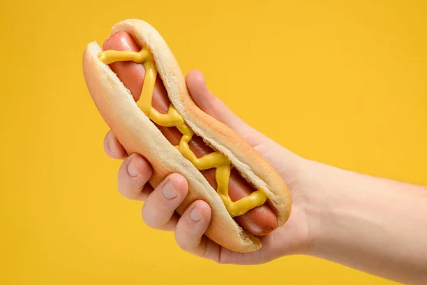Close up on a hotdog — Stock Photo, Image