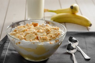 Muz ile inanılmaz krem tatlı