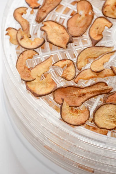 Dried pear chips — Stock Photo, Image